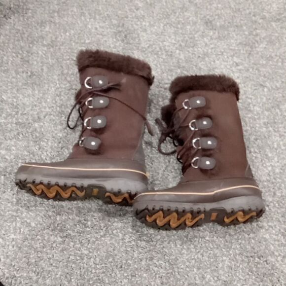Khombu woman's Nordic boot brown suede and faux fur Costco item #744065 size 8M - Picture 3 of 5